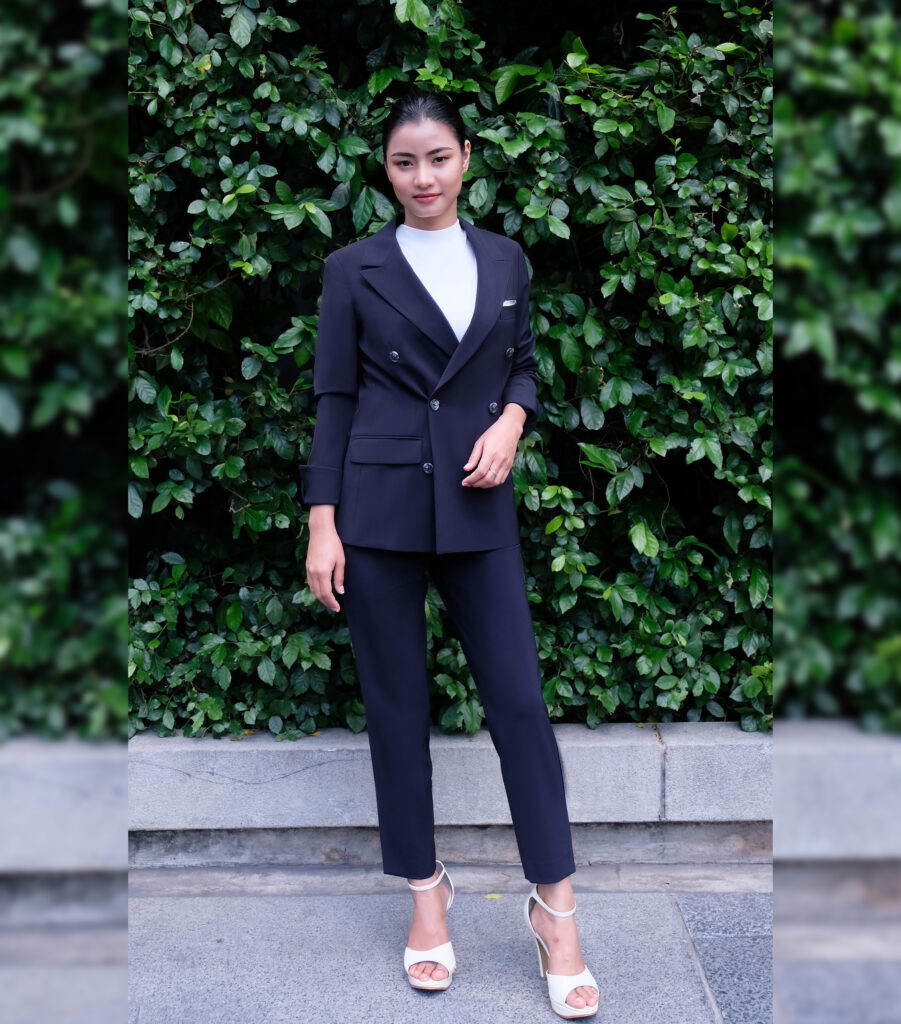 ［WOMEN’S “RELAX TAPERDE”］                             คุณจิมมี่ @ OFFICE