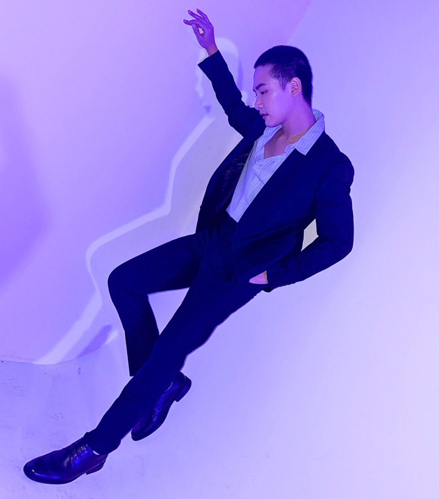 คุณพลัสเตอร์ ภัทร์นิธิ   สวมชุด Ermenegildo Zegna Suit ร่วมงาน Event กับทาง LAZADA